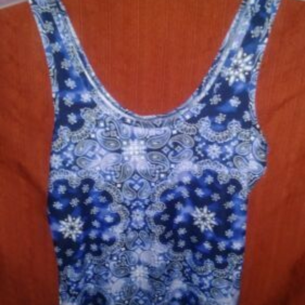 No Boundaries Women Junior Tank Top Size 7-9